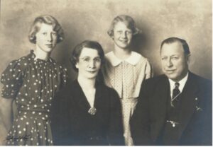 Betty, Astrid, Norma and Lorenz Humburg, 1937